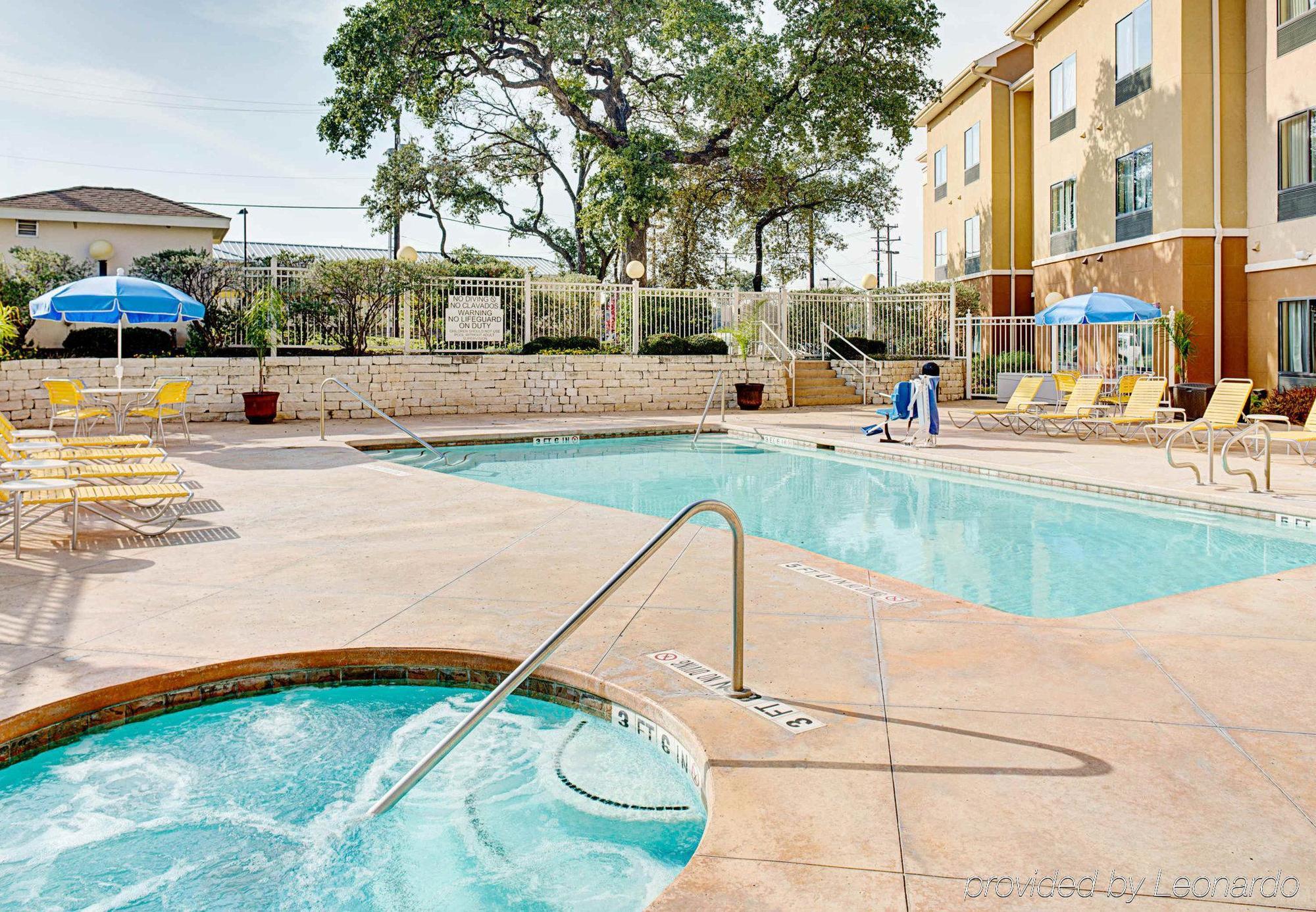Fairfield Inn & Suites By Marriott San Antonio Seaworld / Westover Hills Экстерьер фото
